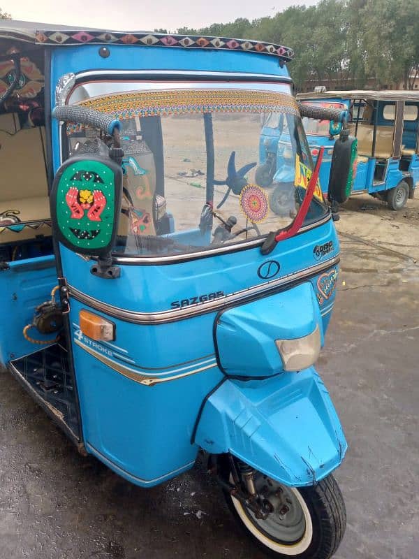 chingchi rickshaw 6 seater 7