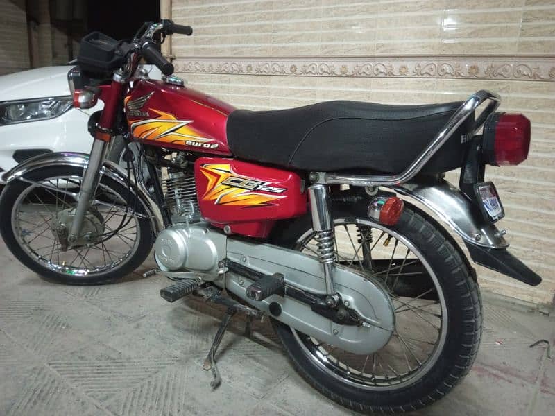 2021 modal Honda 125 Karachi number 3