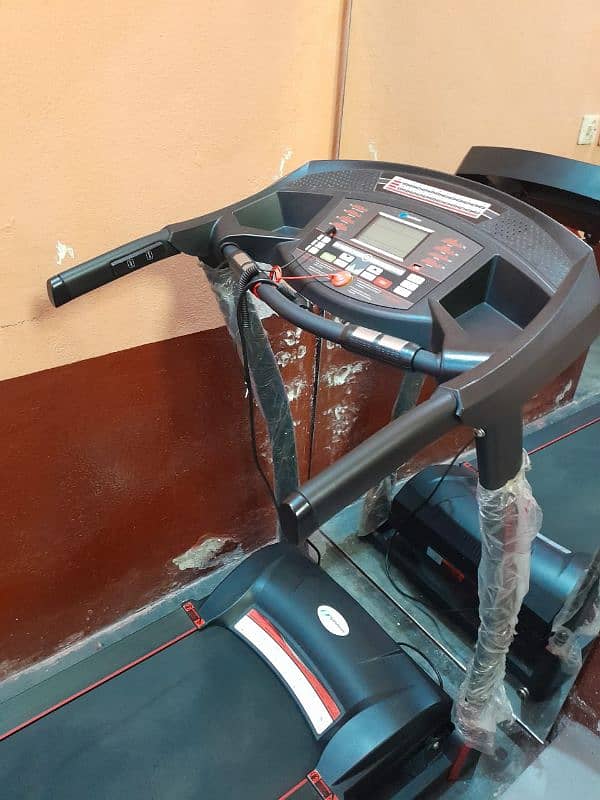 Electric Treadmill For sale new condition 10/10 3