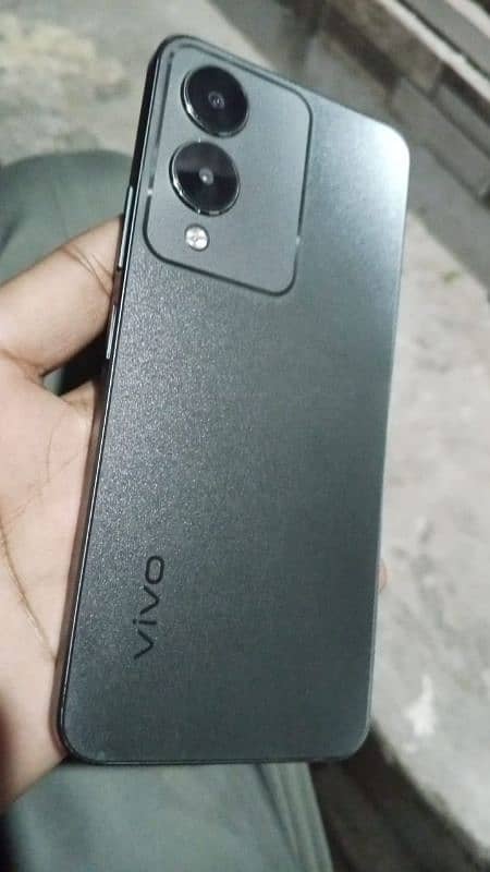 Vivo y 17s 6/128 0