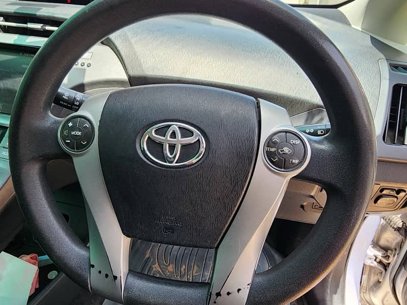 Toyota Prius 2012 10