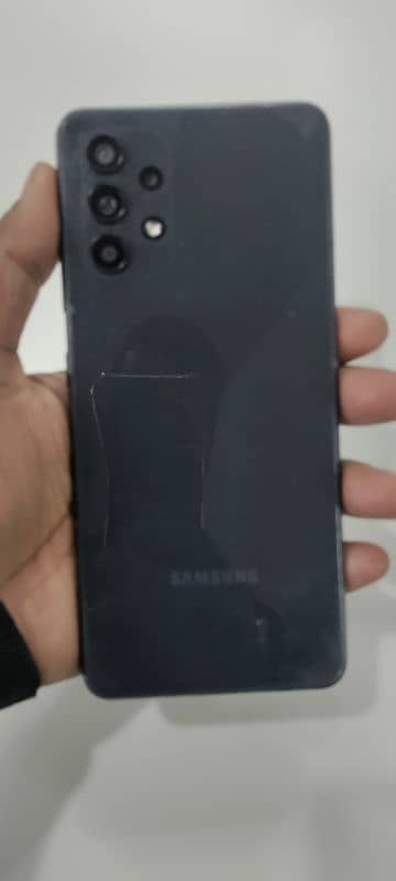 Samsung A32 saaf piece h  only mobile  demand 40k 6