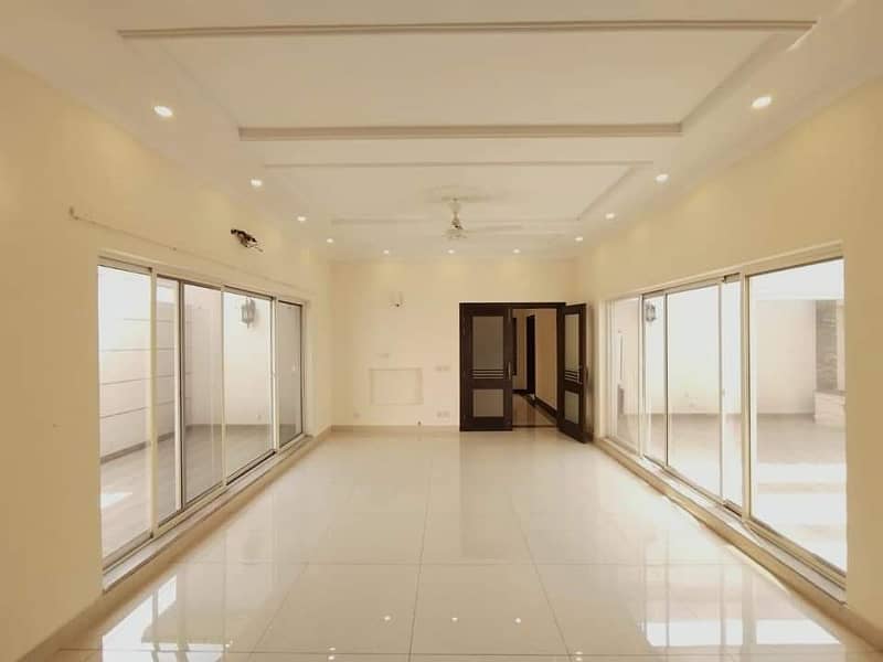 1 KANAL UPPER PORTION FOR RENT IN PARAGON CITY LAHORE 10