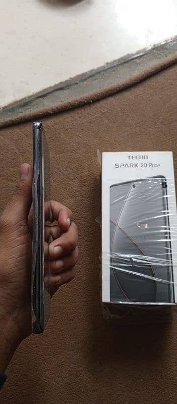 tecno spark 20 pro+  8+8 or 256 gb ram rom 5