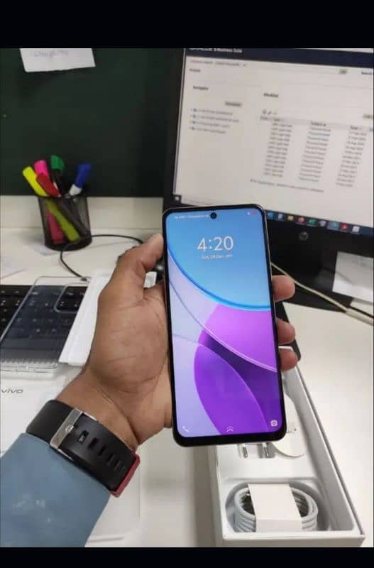 vivo 19s 6/128 GB 3