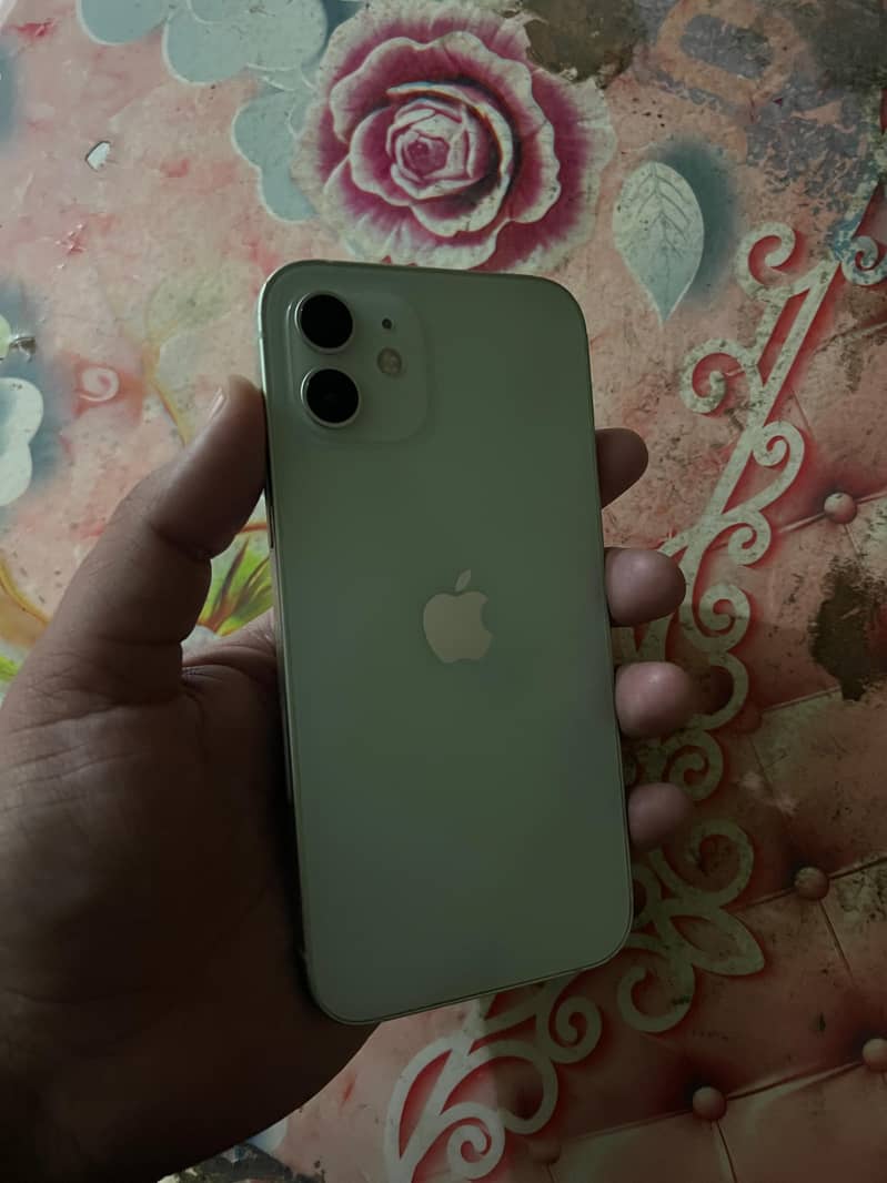 Iphone 12 128b LLA model 3