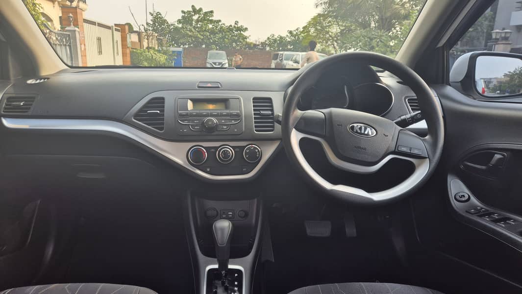 KIA Picanto 2023 AT 8