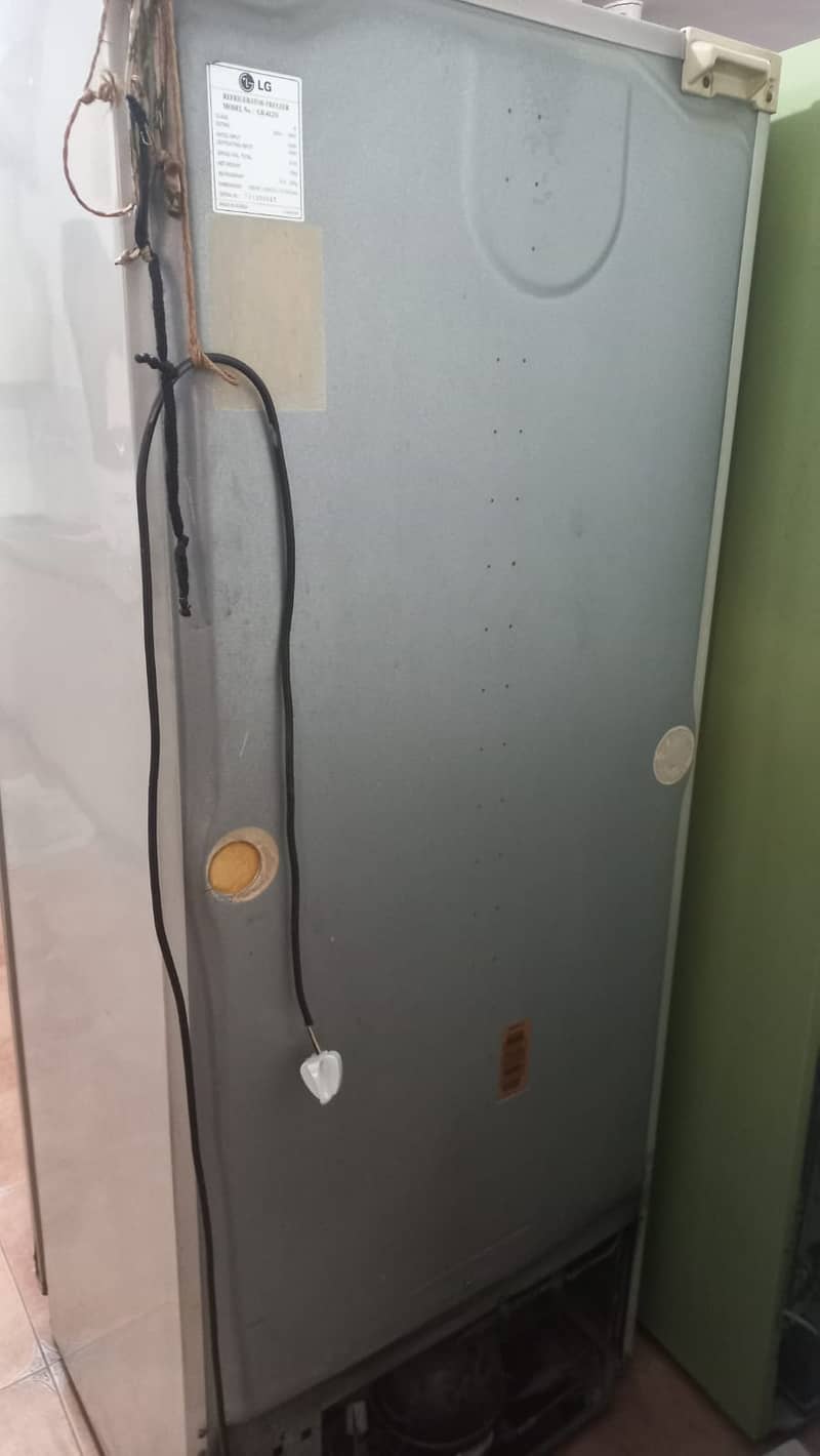 3 Fridges For sale (Imported & Local) 8