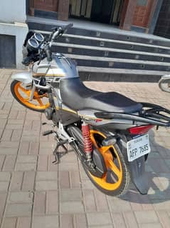 Honda cb 150f spacial idation first hand out standing bike A one bike