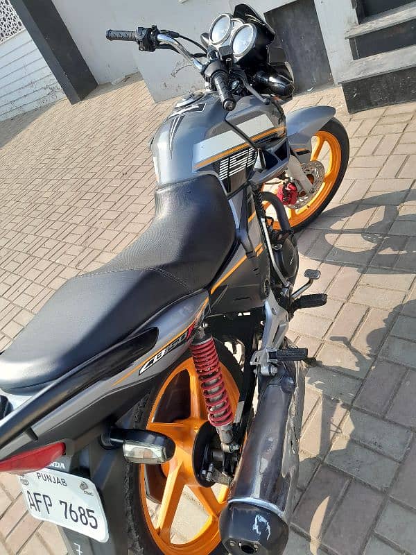 Honda cb 150f spacial idation first hand out standing bike A one bike 9