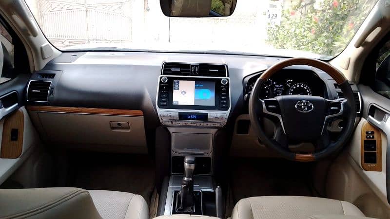 Toyota Prado 2017 5