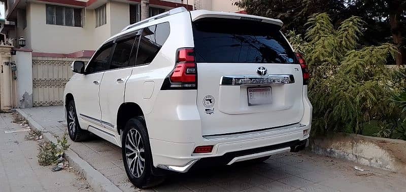 Toyota Prado 2017 15