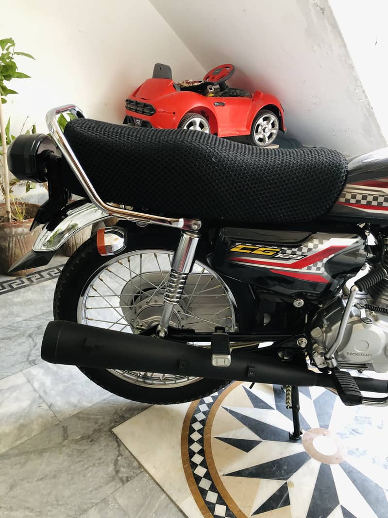 Honda 125 Neat and Clean slightly used 2