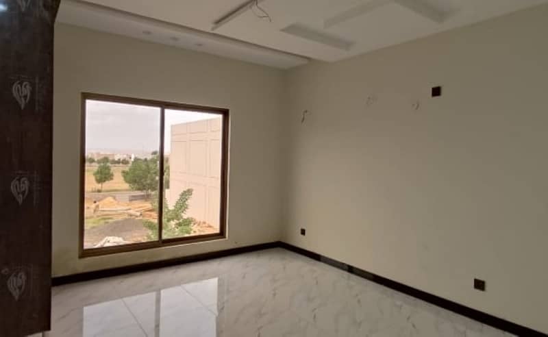 A Palatial Residence For sale In Bahria Town - Ali Block Karachi 4