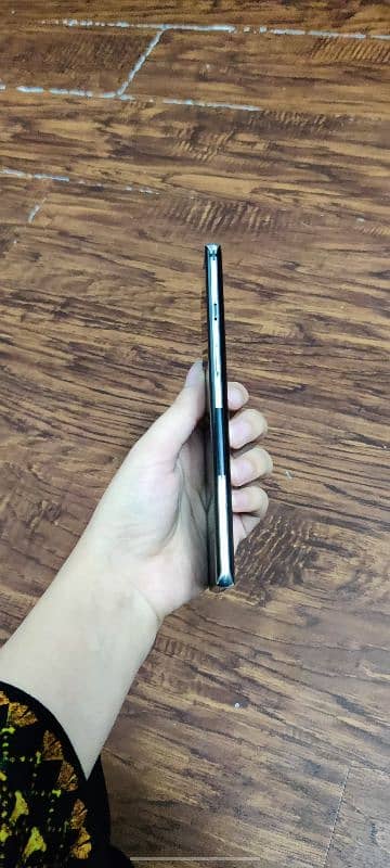 OnePlus 8 Neat Condition 4