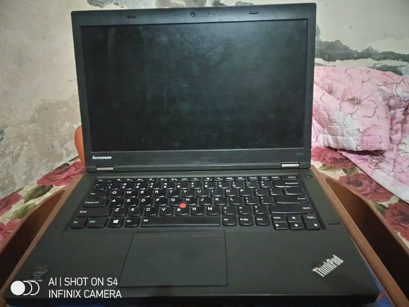 T440p core i5 4th gen 8gb ram 128 gb ssd 4