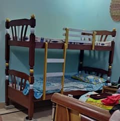 kids wood  dubble bed with mattress