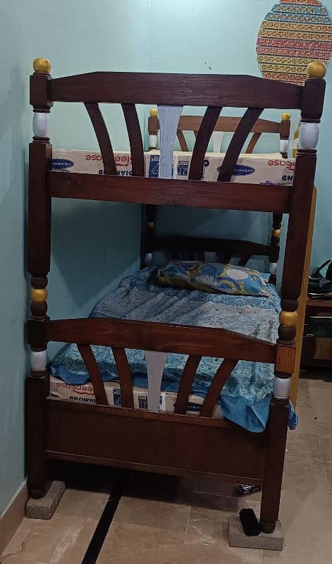 kids wood  dubble bed with mattress 1