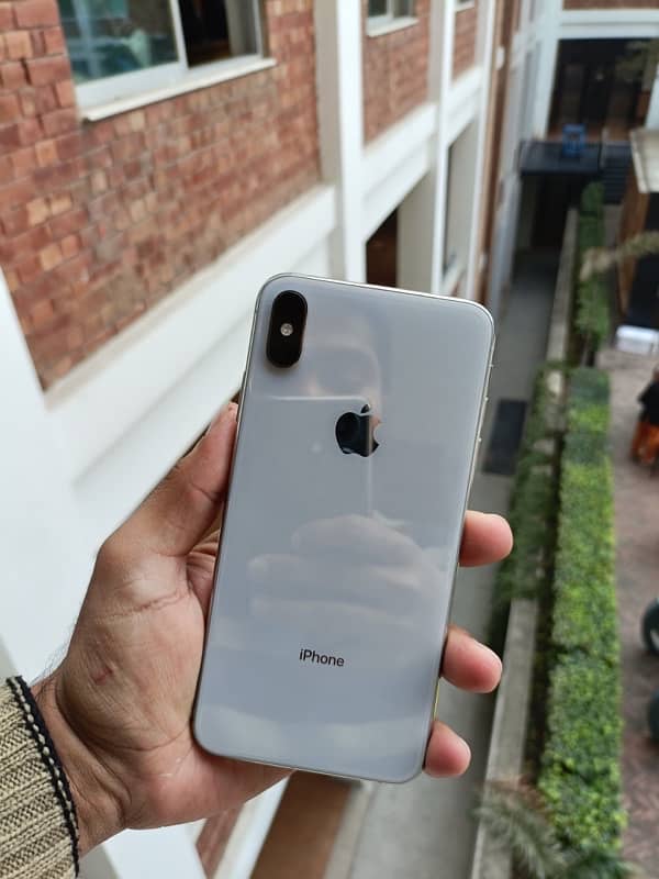 iphone xs max non PTA 64gb 0