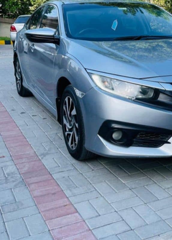 Honda Civic 2017 3