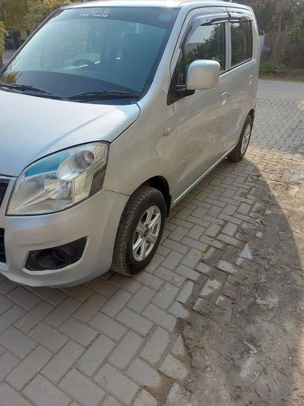 Suzuki Wagon R 2018 lush condition 3