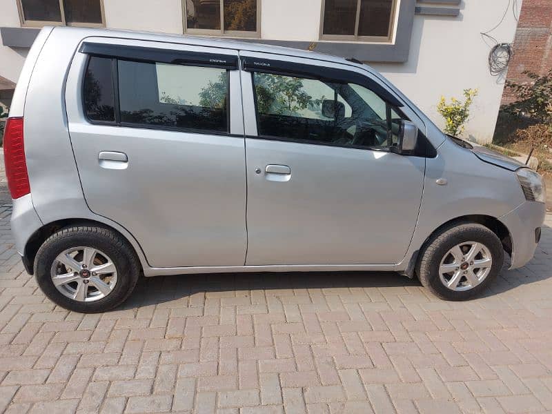 Suzuki Wagon R 2018 lush condition 11