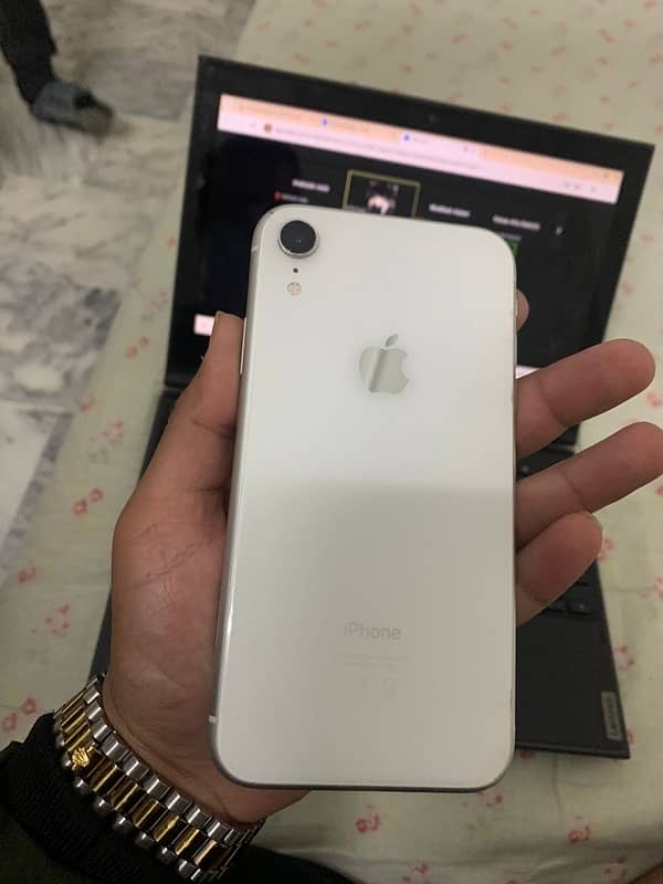 Iphone xr factory unlock 64gb 0