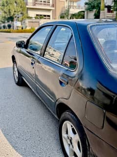 Nissan Sunny 1998