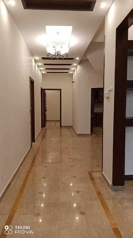 independent bungalow for rent in johar 17