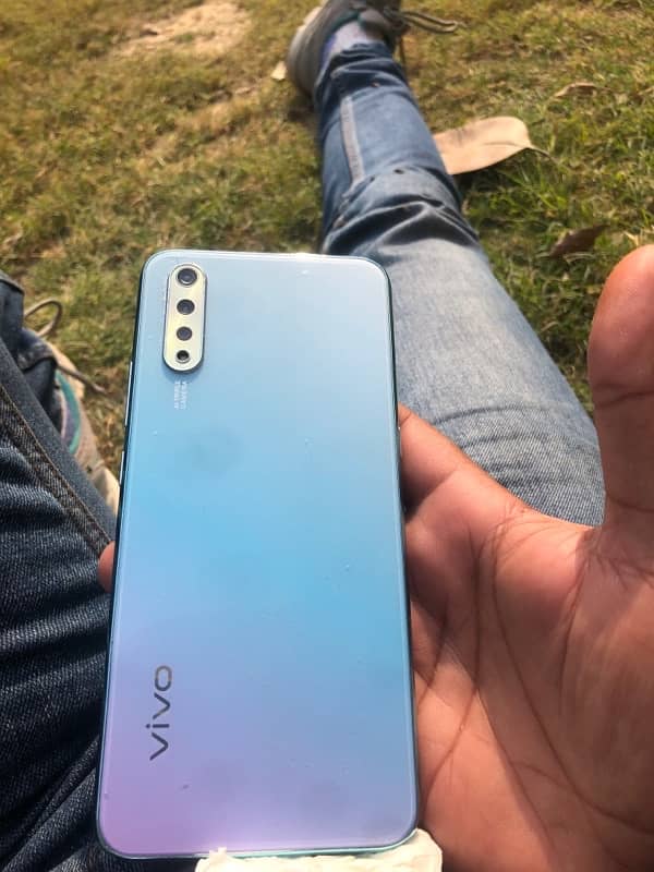 Vivo s1 blue Colour 8/256 1