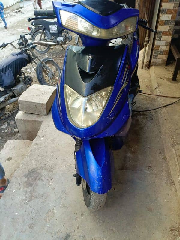 scooty for sale 3