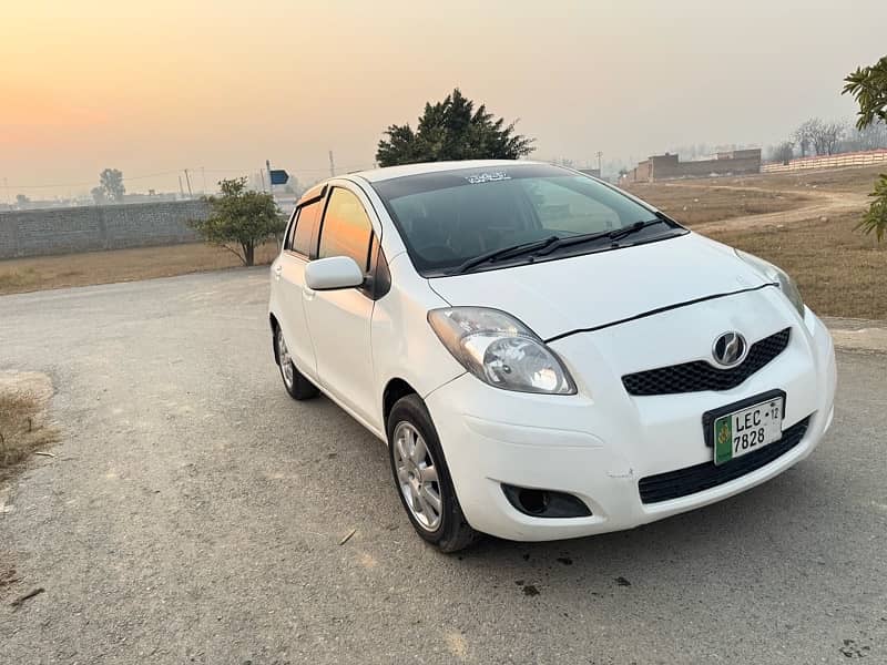 Toyota Vitz 2007 3