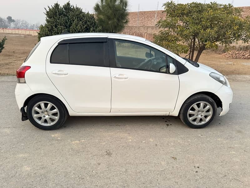 Toyota Vitz 2007 5