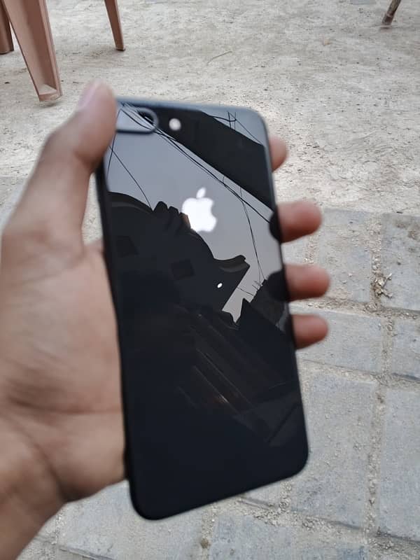 IPHONE 8 PLUS 10/10 CONDITION EXCHANGE POSSIBLE WITH GOOD PHONE 0