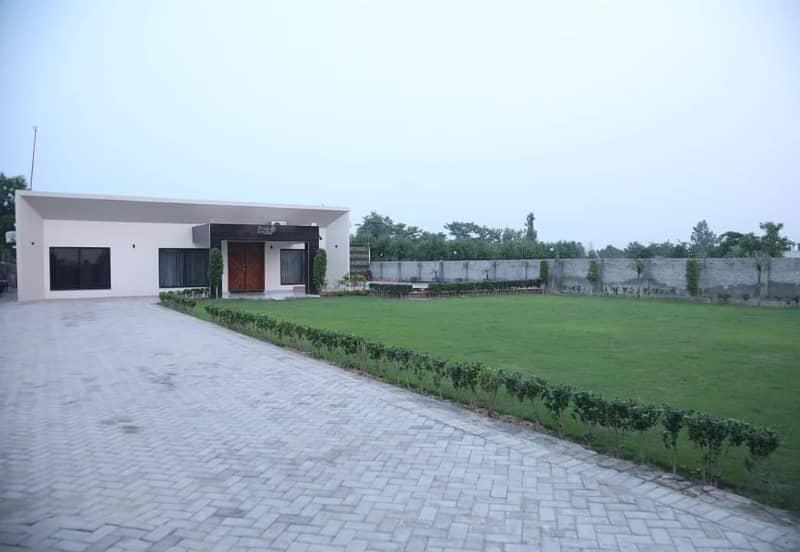 8 kanal farm house available for in barki road 6