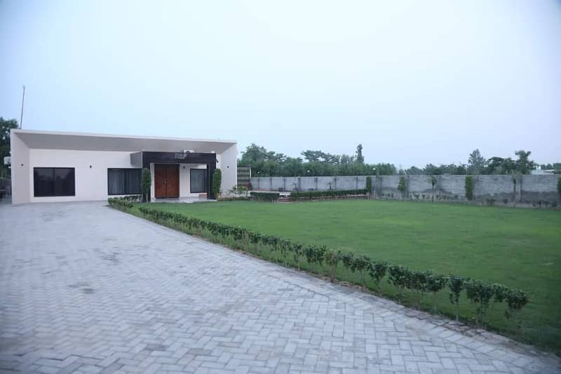 8 kanal farm house available for in barki road 11