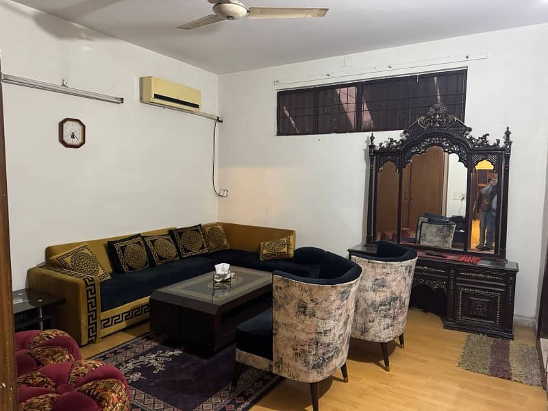 1.5 Kanal Upper portion available separate entrance shami road Lahore 1