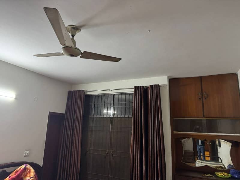 1.5 Kanal Upper portion available separate entrance shami road Lahore 9