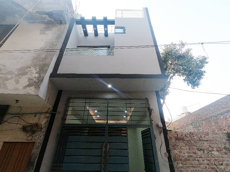 Prime Location 3 Marla House For sale In Awan Market Lahore 1