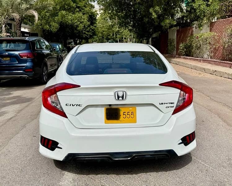 Honda Civic 2017 Oriel 7