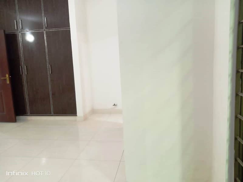 3 Bed Apartment In Sector B Available For Rent In Askari 11 Lahore 25