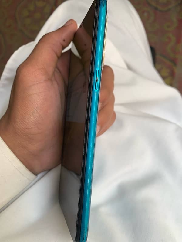 Realme 5i 3