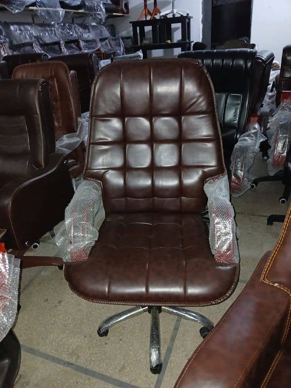 Vip office boss chair available at cash on delivery 7