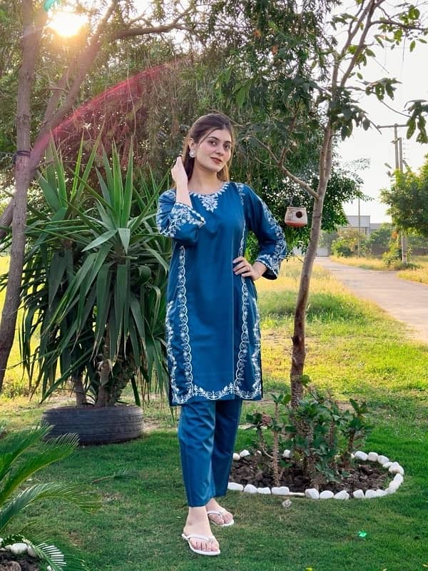 Elegant Women's Stitched Linen Shirt and Trouser Set with Mirror Work 3