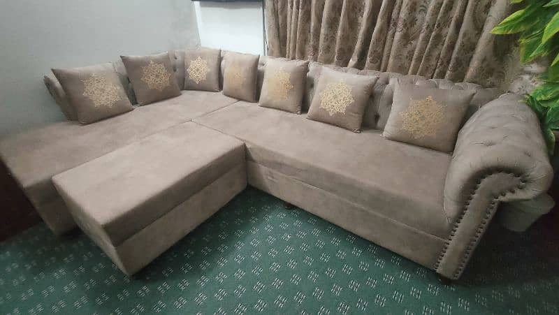 7 Seater sofa for sell 0