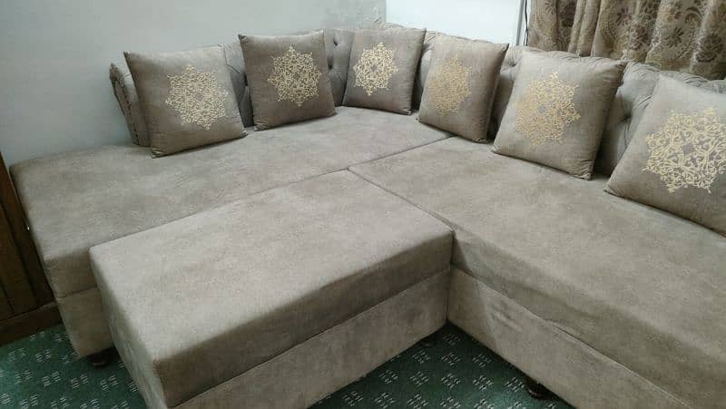 7 Seater sofa for sell 2