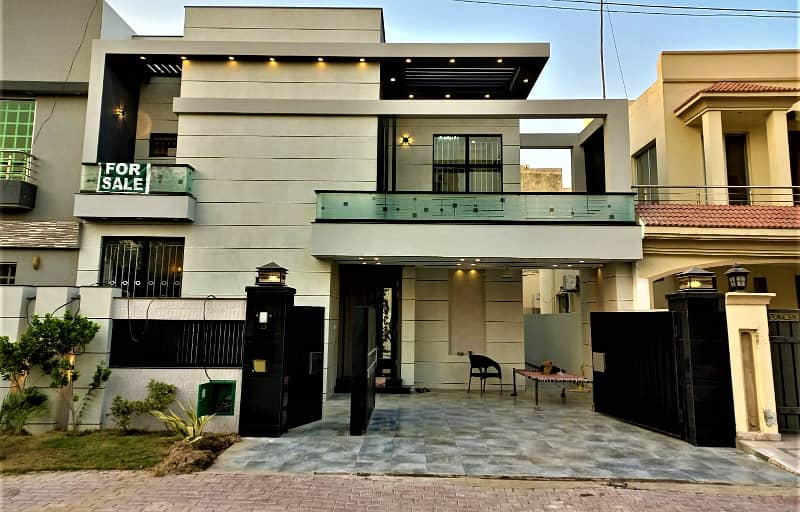 10 MARLA Brand New Design Luxurious Bungalow For Sale in Bahria Town lahore 18