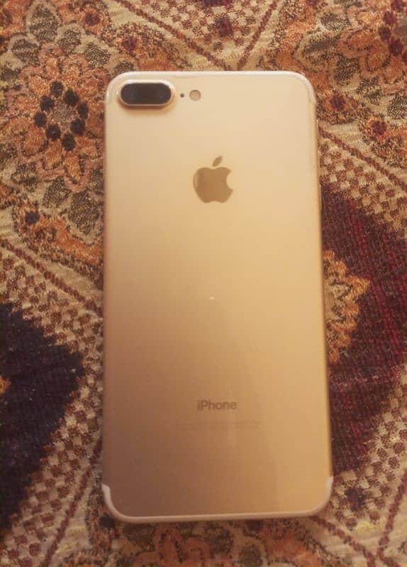 I phone 7 plus Golden color NON PTA 1