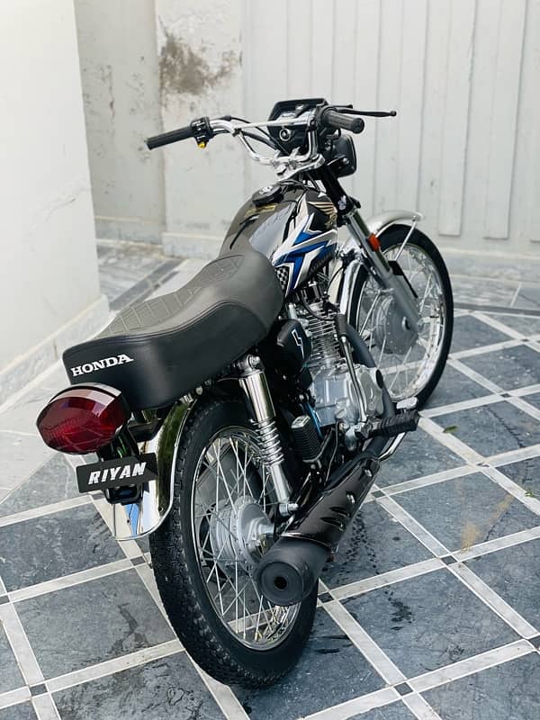 HONDA 125 6