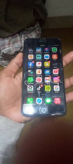 iPhone 7 plus non pta 128 GB